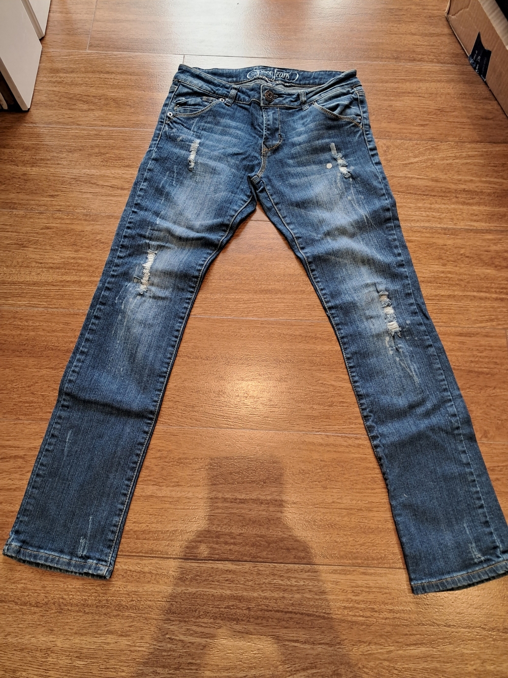 Slim Straight Women's Distressed Dark Blue Jeans